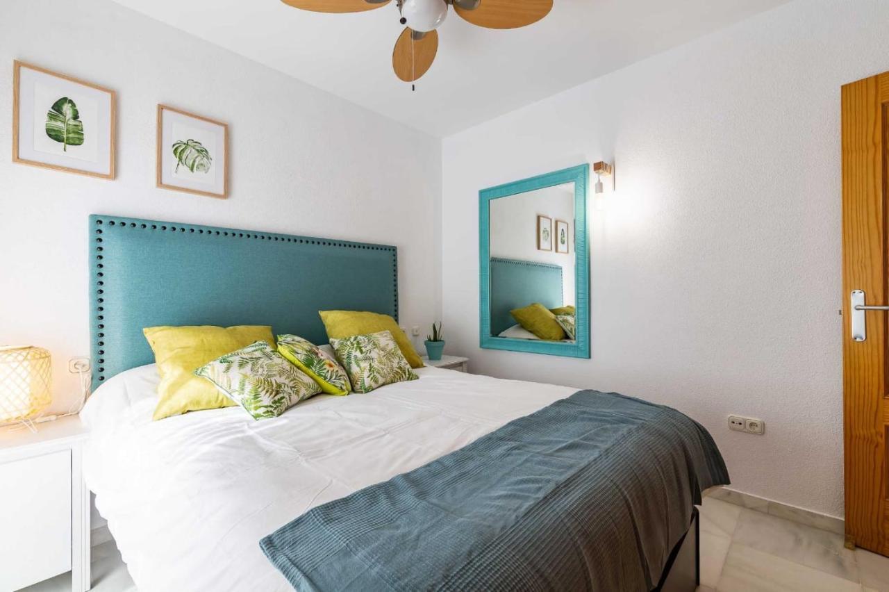 Fuengirola Los Boliches Paseo Maritimo Rey De Espana Esquina Lope De Vega 1 Dormitorio Mas Sofa Cama Salon Mas Cama Supletoria Экстерьер фото